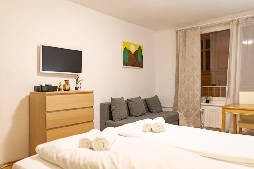 Central Living - Stephansdom Apartments Виена Екстериор снимка