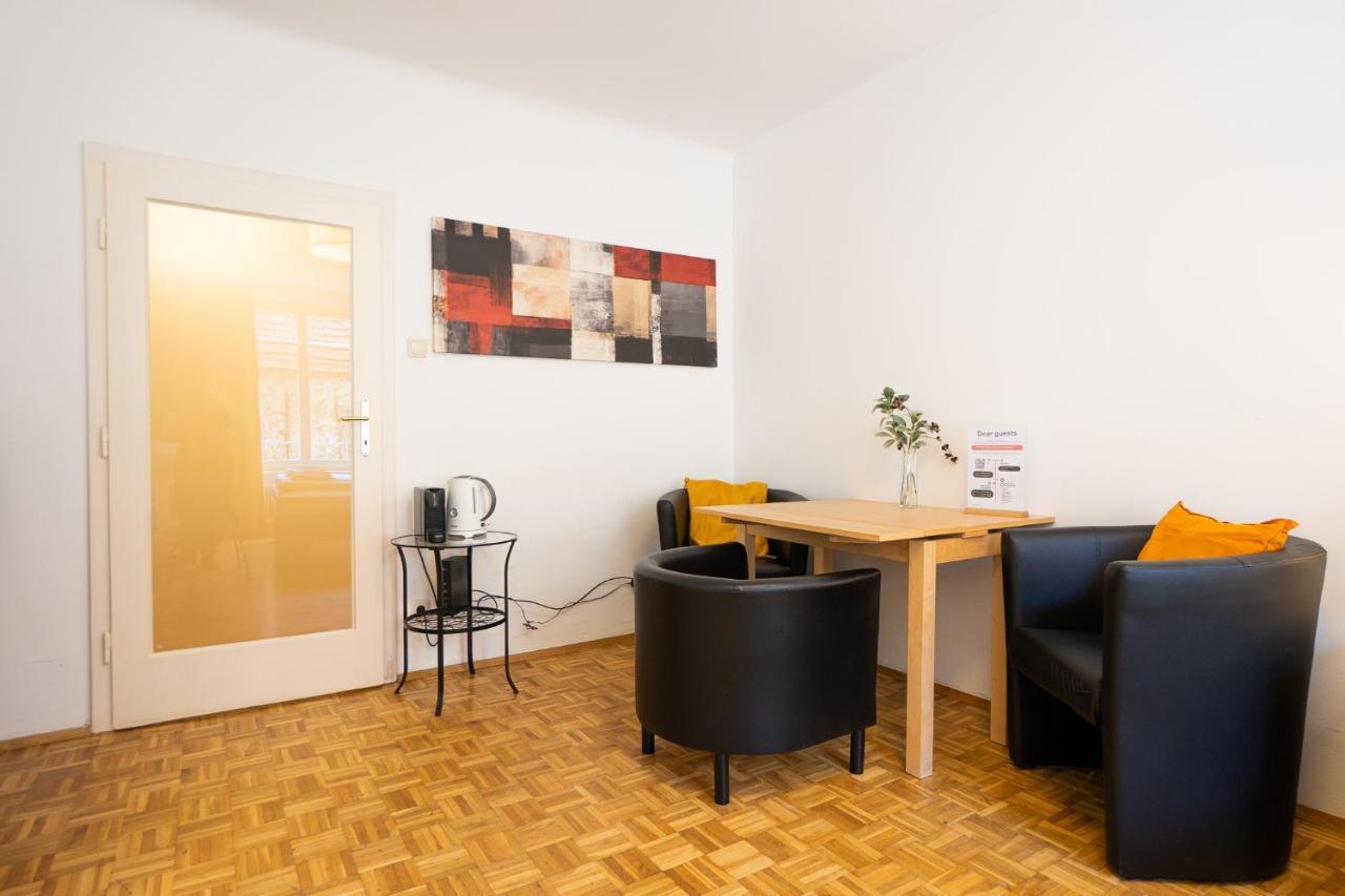 Central Living - Stephansdom Apartments Виена Екстериор снимка